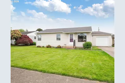 324 Colorado St, Longview, WA 98632 - Photo 2