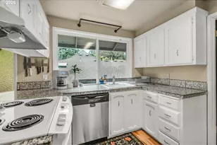 5770 SW Cranberry Ct, Beaverton, OR 97007 - Photo 18