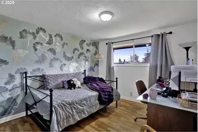 1180 12th St, Springfield, OR 97477 - Photo 20