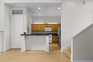 6443 NE Brighton St, Hillsboro, OR 97124 - Photo 6