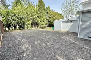 326 SW Elmwood Ave, McMinnville, OR 97128 - Photo 40