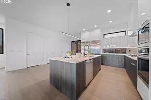 2445 N R St, Washougal, WA 98671 - Photo 4