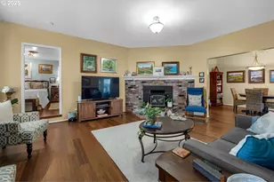 911 1st Ave, Seaside, OR 97138 - Photo 10