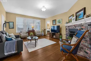 911 1st Ave, Seaside, OR 97138 - Photo 8