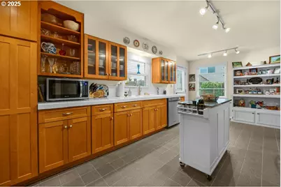 911 1st Ave, Seaside, OR 97138 - Photo 16