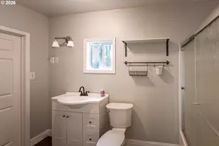 34693 Meridian Rd, Lebanon, OR 97355 - Photo 16