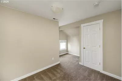 721 NE Roselawn St, Portland, OR 97211 - Photo 24