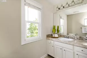 721 NE Roselawn St, Portland, OR 97211 - Photo 22