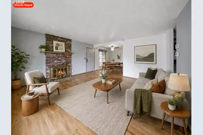12910 SE Center St, Portland, OR 97236 - Photo 10
