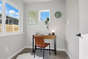 1123 SE Rhone St, Portland, OR 97202 - Photo 8