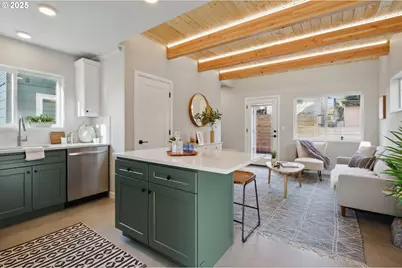 1123 SE Rhone St #B, Portland, OR 97202 - Photo 2