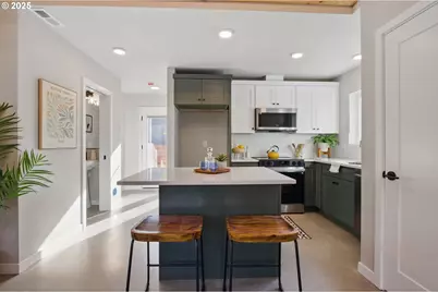 1123 SE Rhone St #B, Portland, OR 97202 - Photo 4