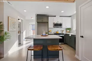 1123 SE Rhone St, Portland, OR 97202 - Photo 4