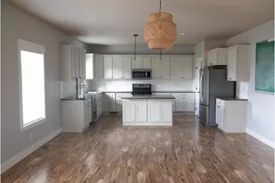 1031 SW Olive Ct, Hermiston, OR 97838 - Photo 4