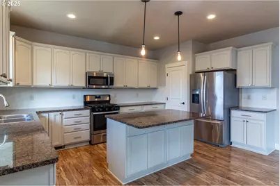 1031 SW Olive Ct, Hermiston, OR 97838 - Photo 30