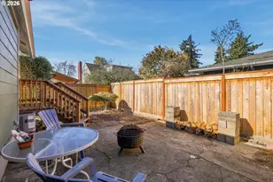 6221 NE Halsey St, Portland, OR 97213 - Photo 28