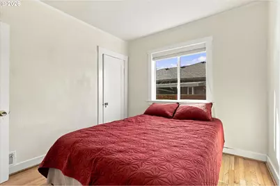 6221 NE Halsey St, Portland, OR 97213 - Photo 10