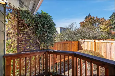 6221 NE Halsey St, Portland, OR 97213 - Photo 26