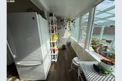 884 S 7th St, Coos Bay, OR 97420 - Photo 26