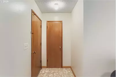 12300 SE Main St, Portland, OR 97233 - Photo 4