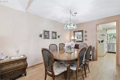 1278 SE 24th Ave, Hillsboro, OR 97123 - Photo 10