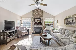 1278 SE 24th Ave, Hillsboro, OR 97123 - Photo 8