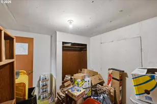 64426 Penny Rd, Coos Bay, OR 97420 - Photo 14