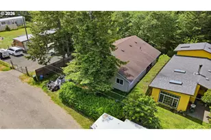 64426 Penny Rd, Coos Bay, OR 97420 - Photo 32