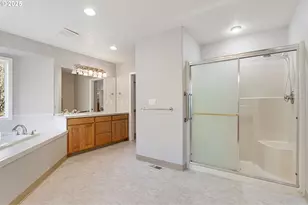 10235 SE 252nd Dr, Damascus, OR 97089 - Photo 22