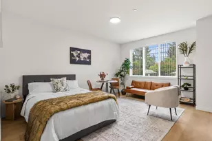 10985 E Burnside St, Portland, OR 97216 - Photo 4