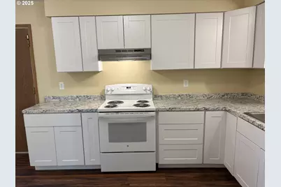 1004 22nd St, La Grande, OR 97850 - Photo 4