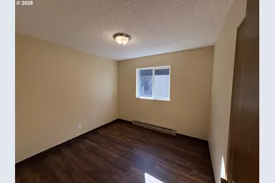 1004 22nd St, La Grande, OR 97850 - Photo 8