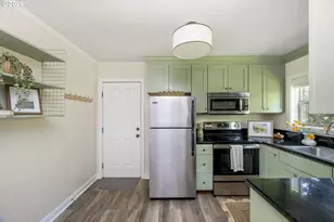 3719 SE 42nd Ave, Portland, OR 97206 - Photo 16