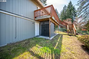 2441 W Lynnwood Dr, Longview, WA 98632 - Photo 38