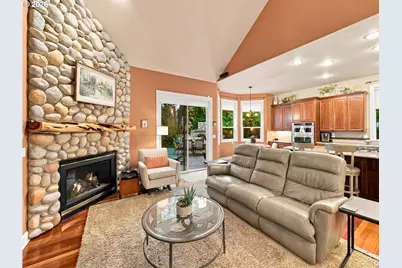 9630 SW Iowa Dr, Tualatin, OR 97062 - Photo 16