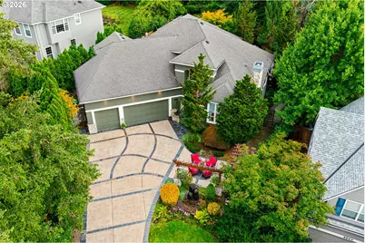 9630 SW Iowa Dr, Tualatin, OR 97062 - Photo 2