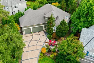 9630 SW Iowa Dr, Tualatin, OR 97062 - Photo 2