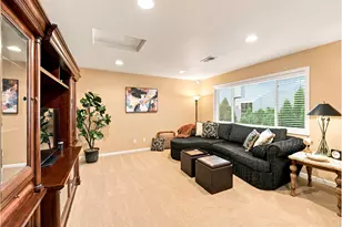 9630 SW Iowa Dr, Tualatin, OR 97062 - Photo 32