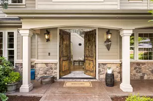 10329 SE Regina Ct, Happy Valley, OR 97086 - Photo 2
