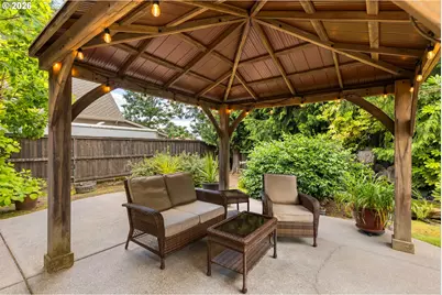 10329 SE Regina Ct, Happy Valley, OR 97086 - Photo 36