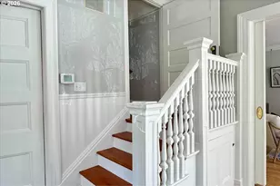 2035 NW Kearney St, Portland, OR 97209 - Photo 22