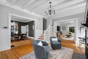 2035 NW Kearney St, Portland, OR 97209 - Photo 12