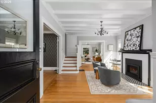 2035 NW Kearney St, Portland, OR 97209 - Photo 6