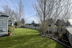 3280 Sherman Ave, North Bend, OR 97459 - Photo 4