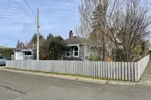 3280 Sherman Ave, North Bend, OR 97459 - Photo 6