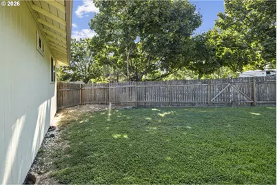 13032 SW Hanson Rd, Beaverton, OR 97008 - Photo 18