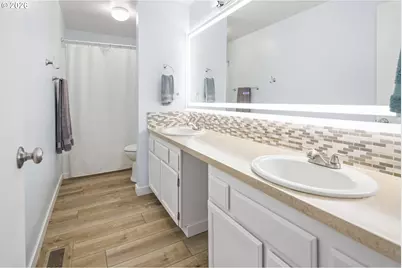 13032 SW Hanson Rd, Beaverton, OR 97008 - Photo 16
