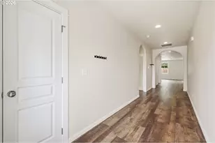 4760 Glacier Meadows Loop, Springfield, OR 97478 - Photo 4