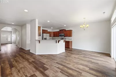4760 Glacier Meadows Loop, Springfield, OR 97478 - Photo 6