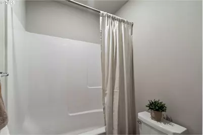 2702 Gunderson Ave, Woodburn, OR 97071 - Photo 22